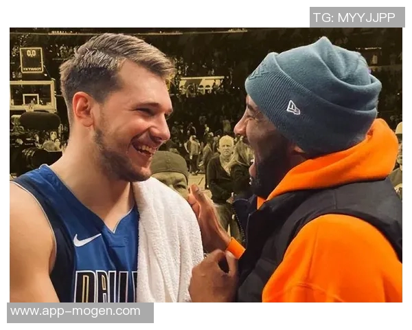 猛虎归来锡安半场表现惊艳10投8中高效斩获16分3篮板4助攻1抢断